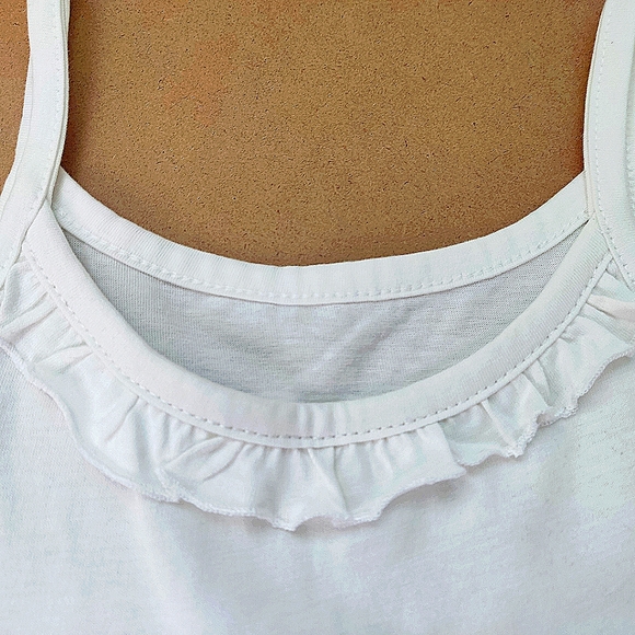 Gymboree Tropical Floral Jumper & Pure White Camisole Top for Little Girl 2/$18 - Picture 10 of 13